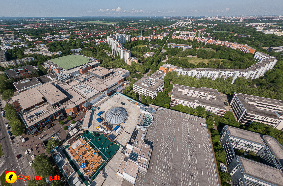 07.06.2023 - Neuperlachs neue Mitte mit PEP, Perlach Plaza, Share, Allianzversicherung und Wohnring